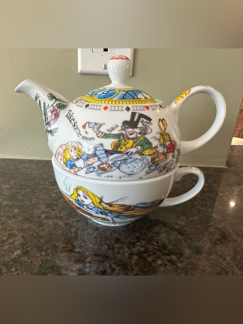Alice in Wonderland One Cup Teapot and Cup by Paul Cardew Illustrated Set
